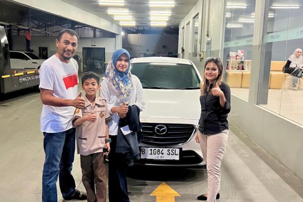 Customer Mazda
