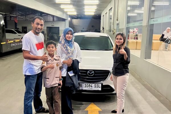 Customer Mazda